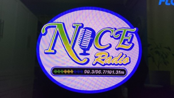 b.d.s. Nice Radio FM 90.3