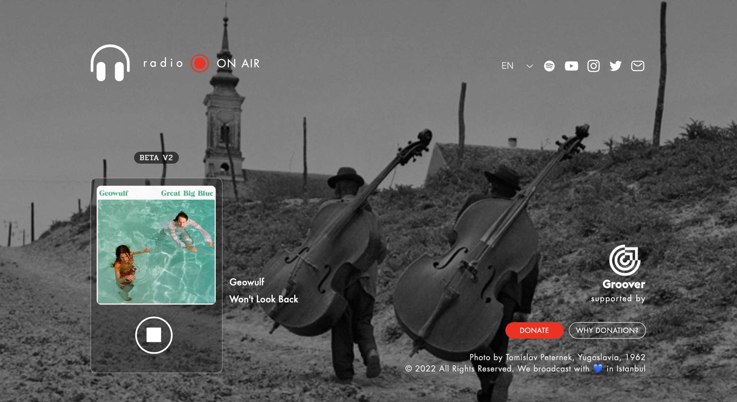 Dünyadan Sesler Radio