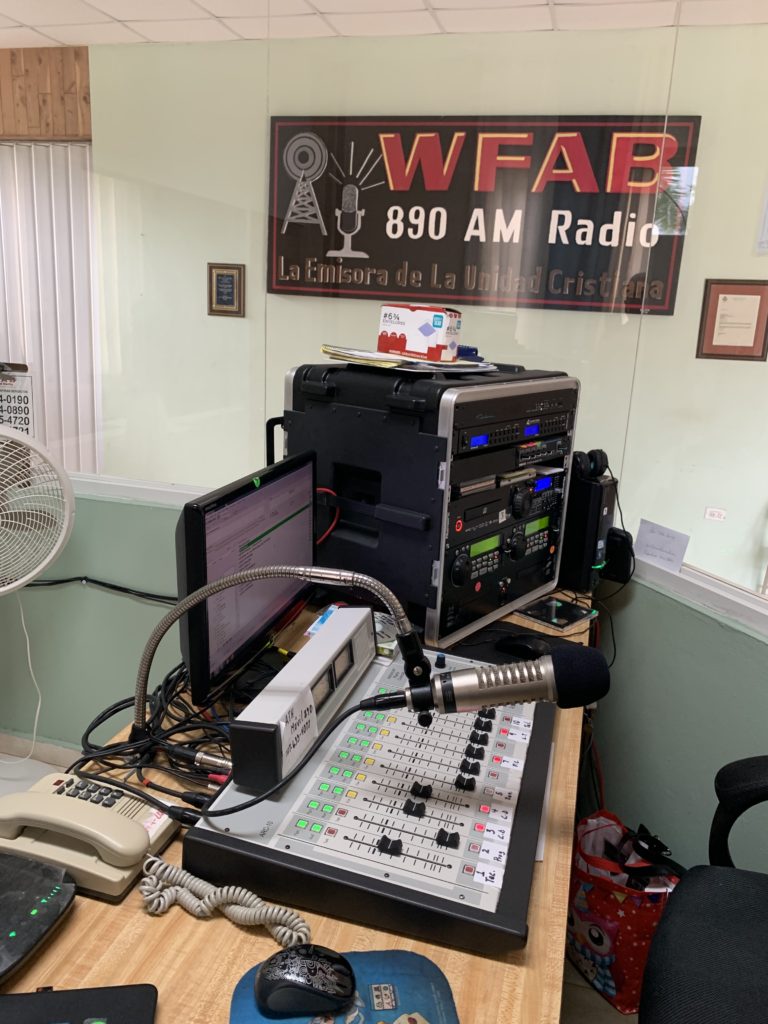 WFAB 890