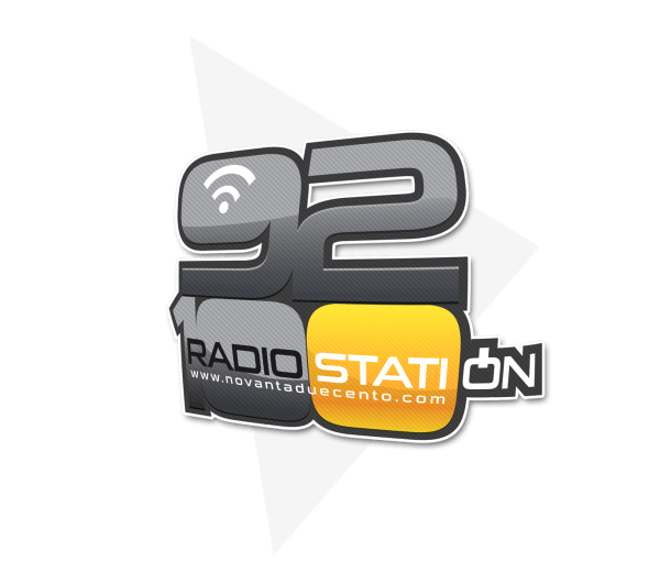 Radio 92100